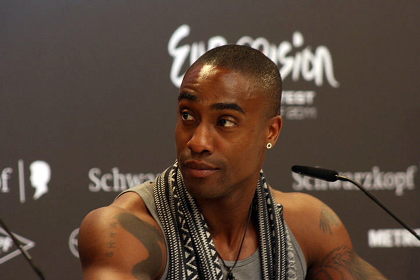Blue simon webbe. Simon webbe. Blue simon webbe. Benji webbe. Саймон уэбб.